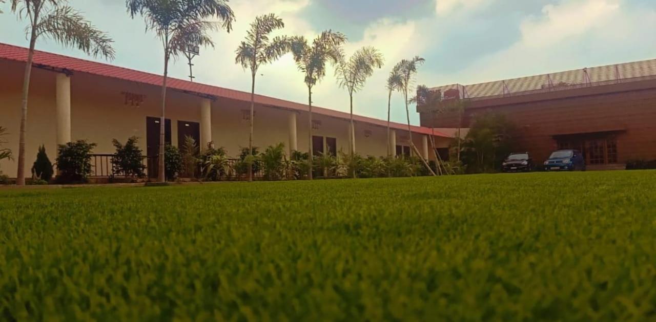 Focus Club And Resort Ranchi Extérieur photo