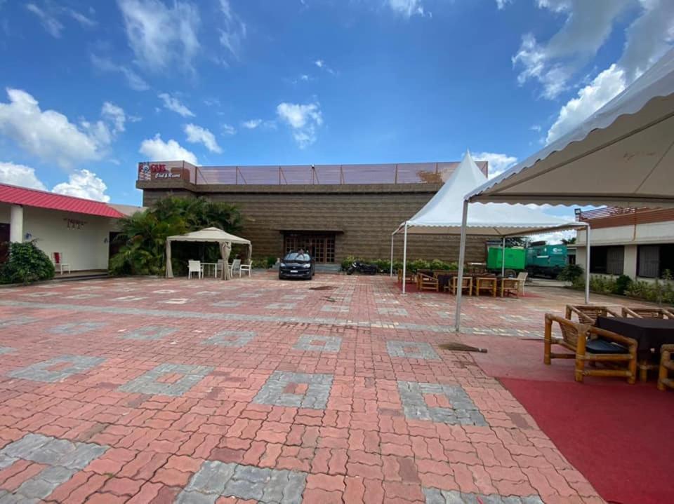 Focus Club And Resort Ranchi Extérieur photo