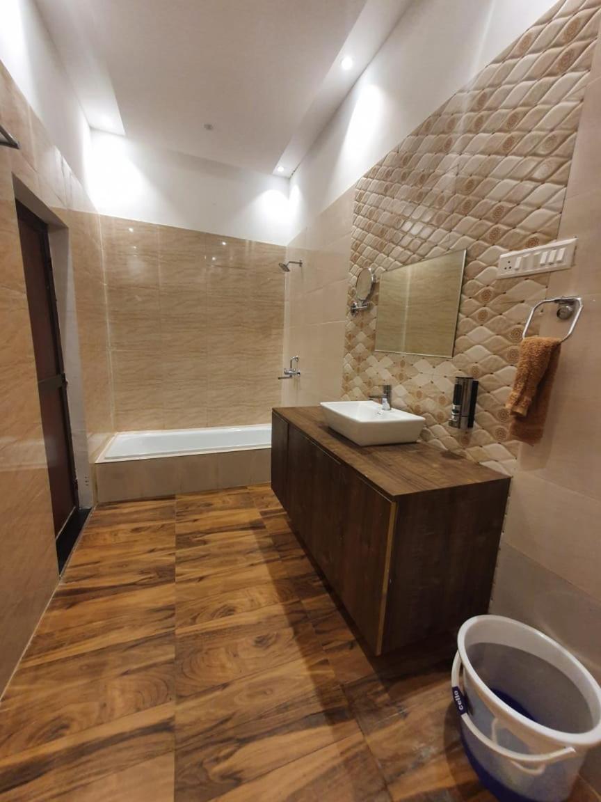 Focus Club And Resort Ranchi Extérieur photo
