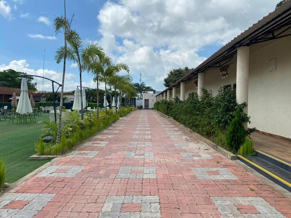 Focus Club And Resort Ranchi Extérieur photo